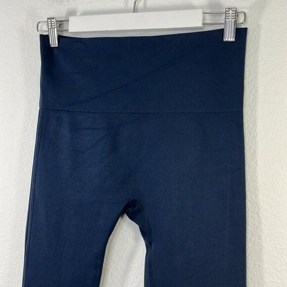 SPANX Look at Me Now High Waisted Seamless Leggings Port Navy size Large - Picture 3 of 10